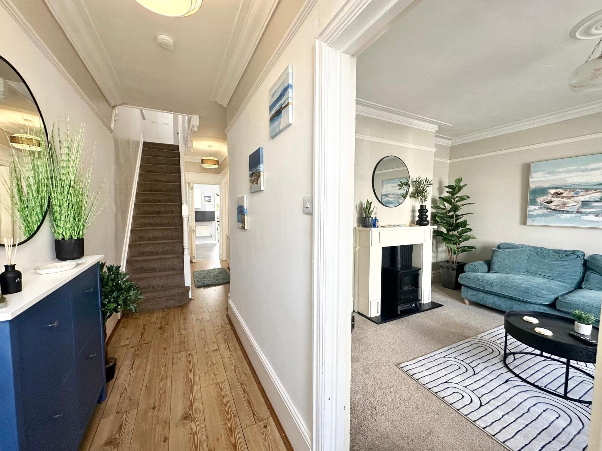 The Capstone Retreat - Beautiful Detached Family Home By Coastline Retreats, Arcade Machine, Parking, Bbq 본머스 외부 사진